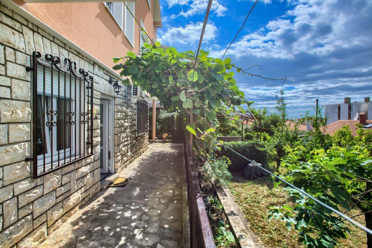 Apartman Paola PUY 외부 사진
